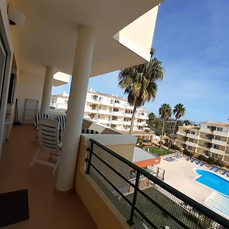 Vp Flat With Balcony And Pool View 아파트 *